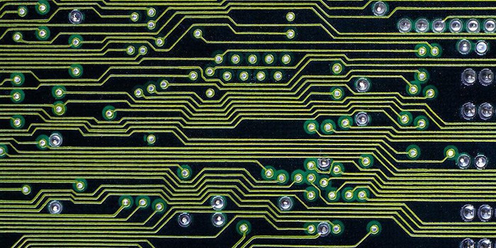 วิธีตัดสินคุณภาพของแผงวงจร PCB หลายชั้นจากสี